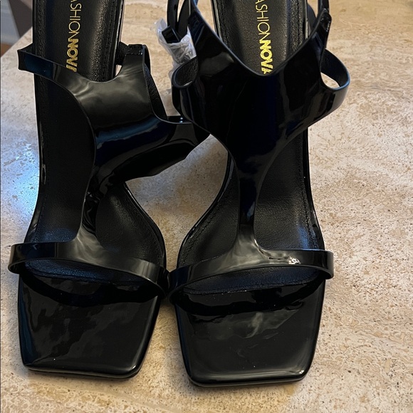 Fashion Nova Shoes - Fashion Nova Glossy Black Heels